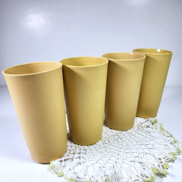 Tupperware Tall Tumblers Set of 4 Drink Glass 8 oz Juice Cups 873 Vintage - Picture 6 of 6